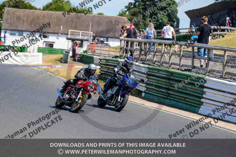 Vintage motorcycle club;eventdigitalimages;mallory park;mallory park trackday photographs;no limits trackdays;peter wileman photography;trackday digital images;trackday photos;vmcc festival 1000 bikes photographs